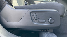 Volvo XC40 2.0 B3P Plus Dark 5dr Auto Petrol Estate